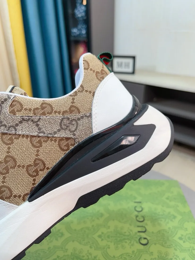 Men's shoes 💰438🌹🌹[GUCCI] Gucci's new lace-up casual men's shoes are on the market first, and the materials and workmanship are superior to all versions on the market. The highest quality shipped first-layer cowhide with imported original perforated materials➕Genuine leather lining, privately molded soft outsole, high foot comfort, imported special materials highlight the brand's unique charm, high-end customization 38-44